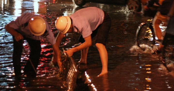 Enchentes em Henan causam destruição