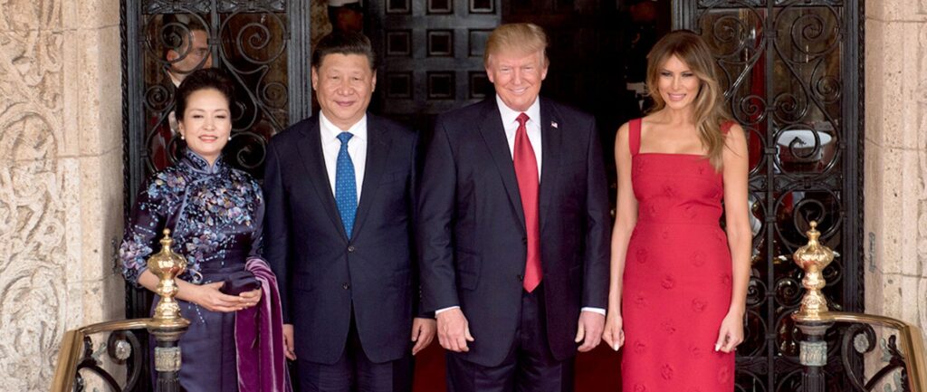 US President Donald Trump and First Lady Melania Trump pose for a photo with General Secretary of the Chinese Communist Party Xi Jinping and his wife, Mrs. Peng Liyuan, Thursday, April 6, 2017, at the entrance of Mar-a-Lago in Palm Beach, FL